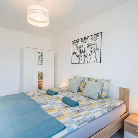 Grey Lights Garden Apartment